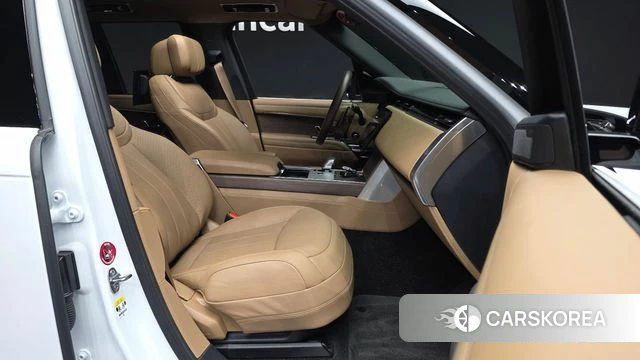 Land Rover Range Rover 5th Generation 2025 Белый из Кореи, фото 2