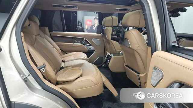 Land Rover Range Rover 5th Generation 2023 Песочный из Кореи, фото 2