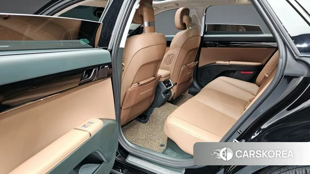 Hyundai Grandeur Hybrid (GN7) 2023 Черный из Кореи, фото 2