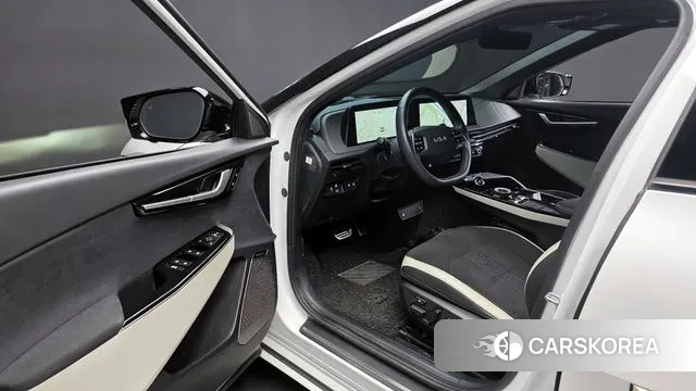 Kia EV6 2023 Белый из Кореи, фото 2