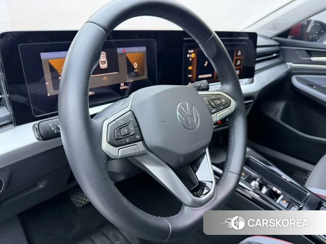 Volkswagen Lingdu 2022 Красный из Китая, фото 2