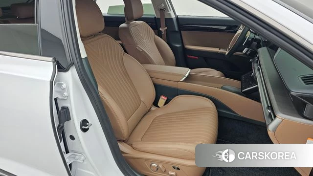Hyundai Grandeur Hybrid (GN7) 2024 Белый из Кореи, фото 2