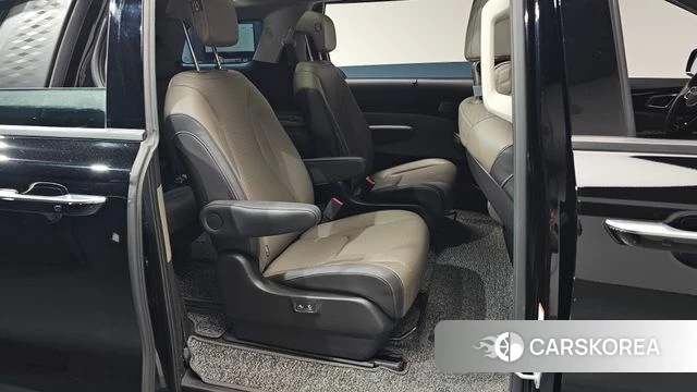 Kia The New Carnival 4th Generation 2024 Черный из Кореи, фото 2