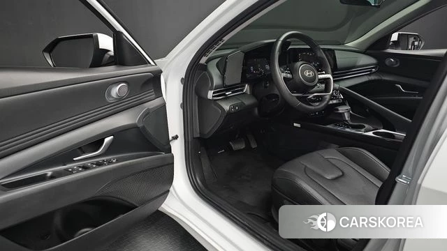 Hyundai The New Avante (CN7) 2025 Белый из Кореи, фото 2