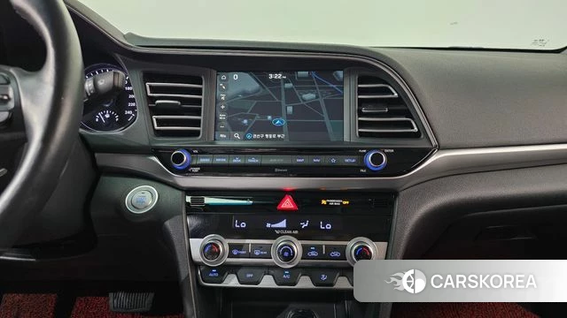 Hyundai The New Avante AD 2018 Белый из Кореи, фото 2