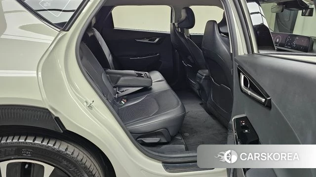 Kia EV6 2022 Жемчужный цвет из Кореи, фото 2