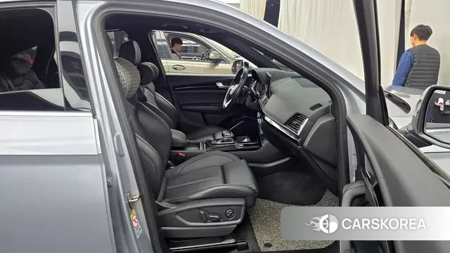 Audi Q5 (FY) 2022 Серебряный из Кореи, фото 2