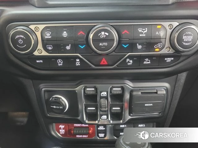 Jeep Wrangler (JL) 2023 Белый из Кореи, фото 2
