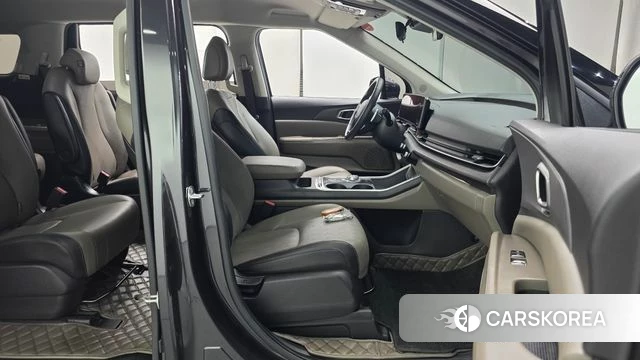 Kia The New Carnival 4th Generation 2023 Серый из Кореи, фото 2