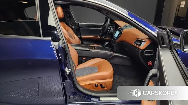 Maserati Ghibli 2019 Синий из Кореи, фото 2