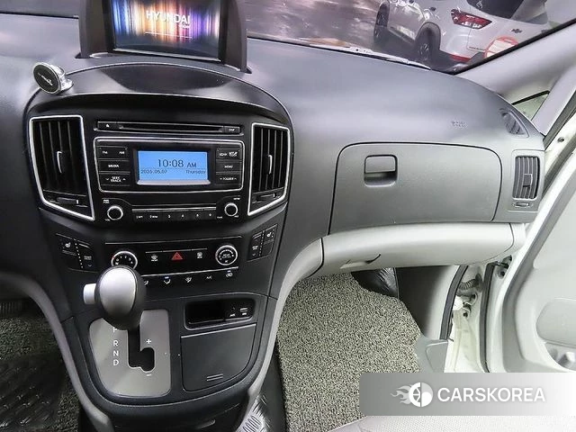 Hyundai The New Grand Starex 2018 Белый из Кореи, фото 2