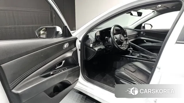 Hyundai Avante (CN7) 2022 Белый из Кореи, фото 2