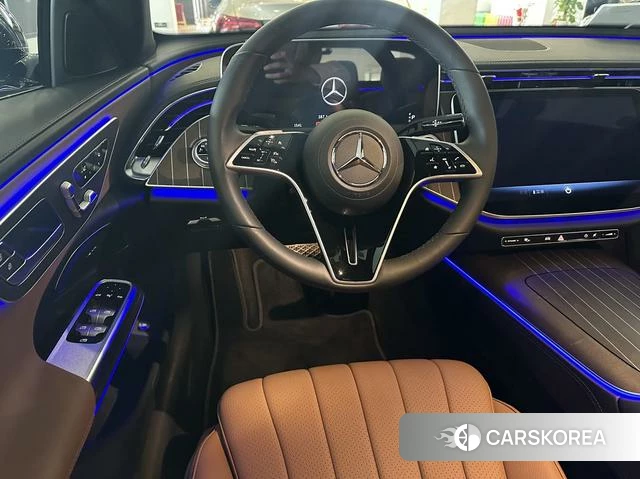 Mercedes-Benz E-class 2024 Черный из Китая, фото 2