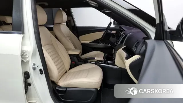 Ssangyong Tivoli Armor 2018 Белый из Кореи, фото 2