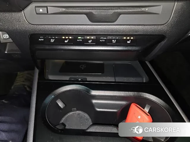 Lexus UX250h 2019 Золотой из Кореи, фото 2