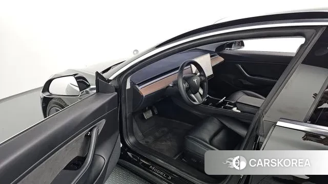 Tesla Model 3 2020 Черный из Кореи, фото 2