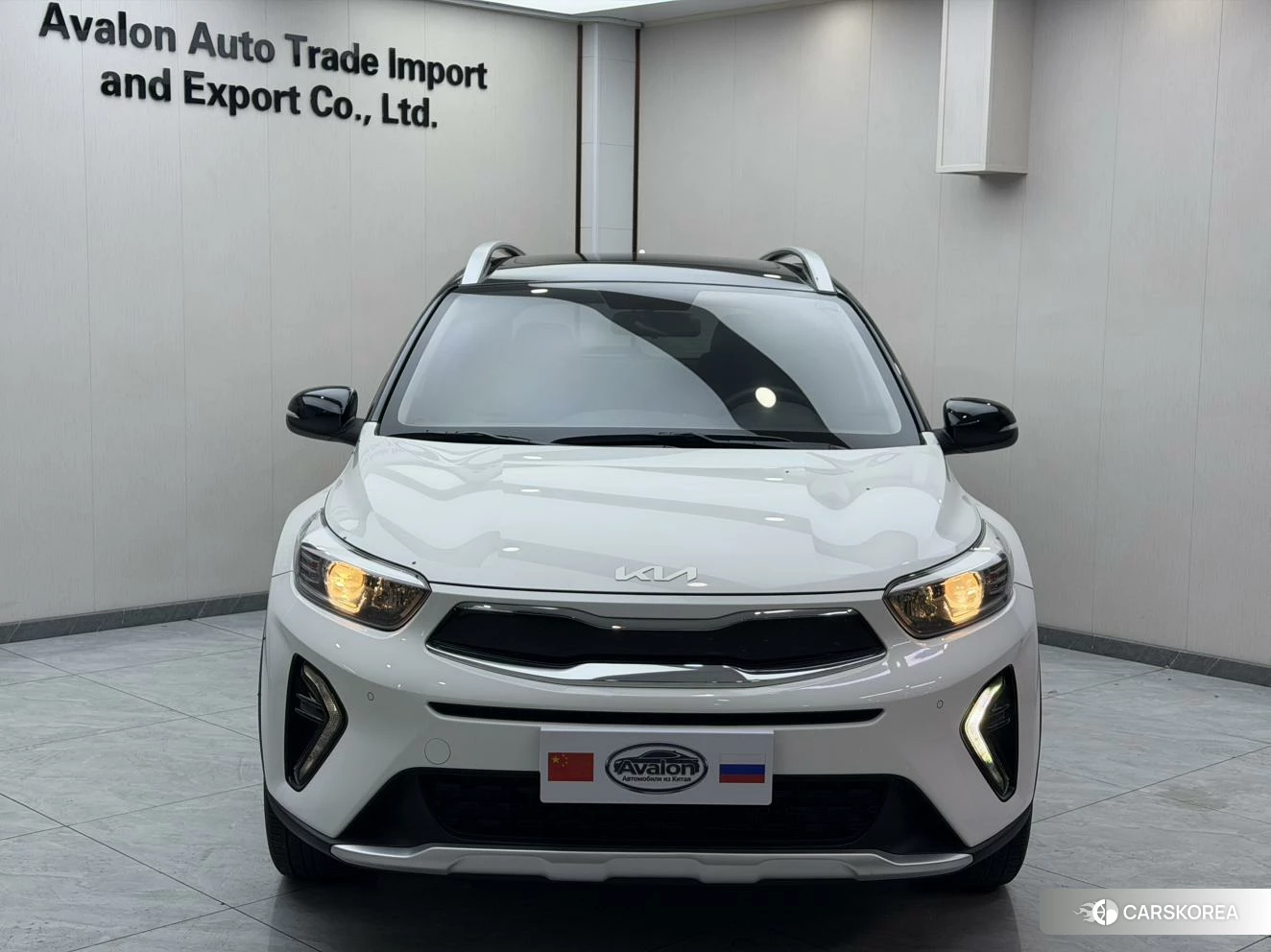 Kia Yi Ran 2021 Белый из Китая, фото 2