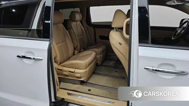 Kia The New Carnival 2019 Белый из Кореи, фото 2