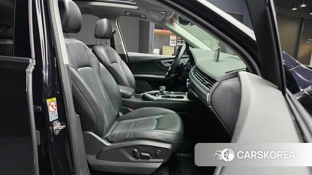 Audi Q7 (4M) 2019 Черный из Кореи, фото 2