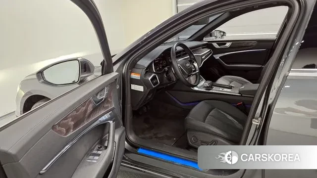 Audi A6 (C8) 2023 Серый из Кореи, фото 2