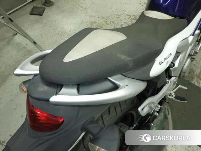 Проданный Suzuki GLADIUS 400 id 4022662 из Японии, фото 5