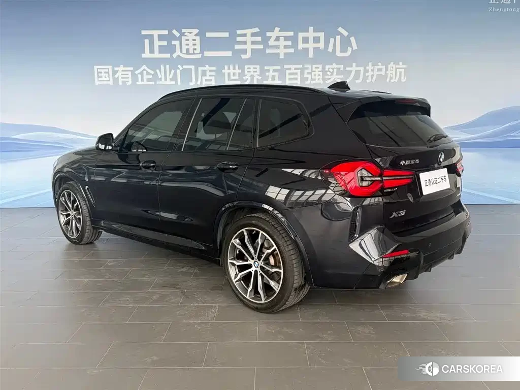 BMW X3 2022 Черный из Китая, фото 2