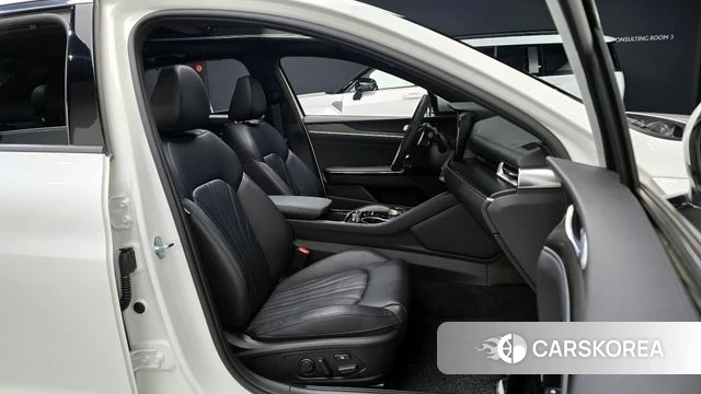 Kia K5 3rd generation 2023 Белый из Кореи, фото 2