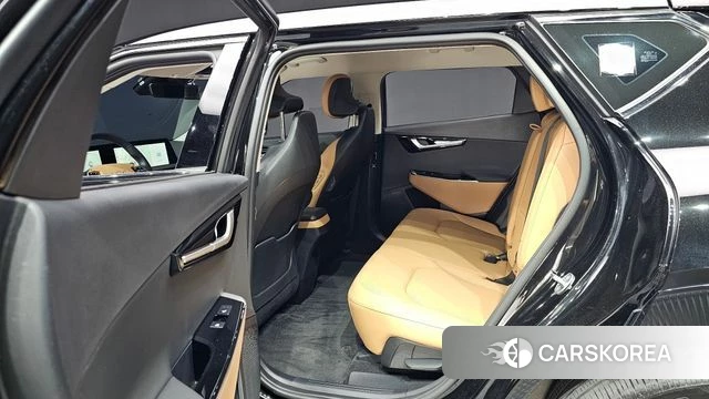 Kia EV6 2023 Черный из Кореи, фото 2