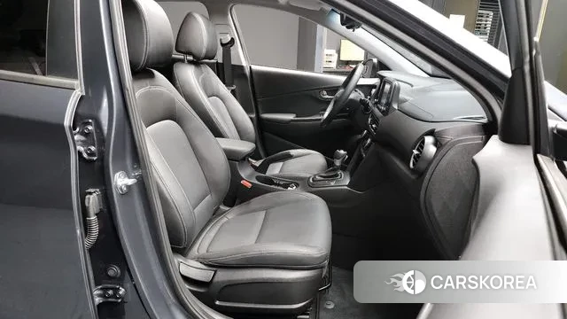 Hyundai Kona 2020 Серый из Кореи, фото 2