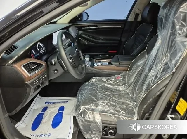 Genesis G90 2021 Черный из Кореи, фото 2