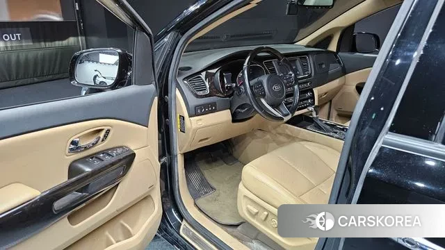Kia The New Carnival 2018 Черный из Кореи, фото 2