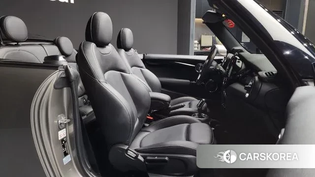 Mini Cooper Convertible 2020 Серый из Кореи, фото 2