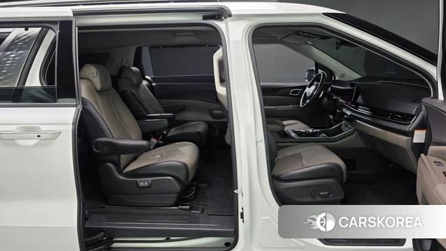 Kia The New Carnival 4th Generation 2024 Белый из Кореи, фото 2