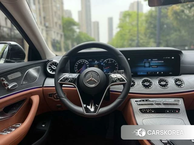 Mercedes-Benz CLS 2022 Белый из Китая, фото 2