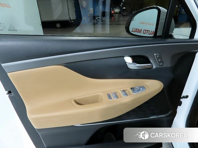 Hyundai The New Santa Fe 2021 Белый из Кореи, фото 2