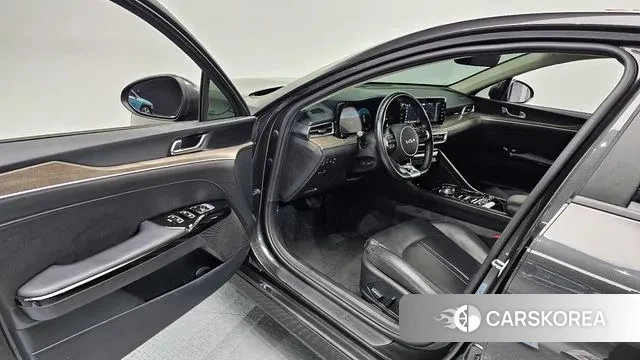 Kia K5 3rd generation 2021 Серый из Кореи, фото 2