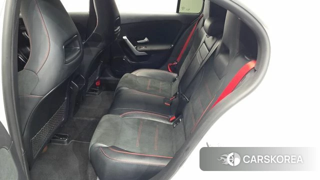 Mercedes-Benz A-Class W177 2023 Белый из Кореи, фото 2