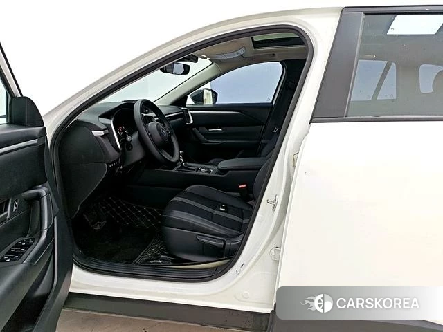 Mazda CX-50 line also 2023 Белый из Китая, фото 2