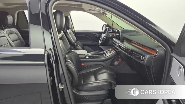 Lincoln Aviator 2nd generation 2020 Черный из Кореи, фото 2