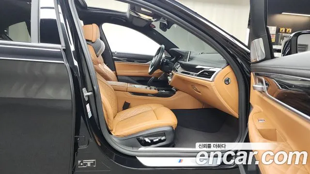 BMW 7 Series (G11) 2022 Черный из Кореи, фото 2