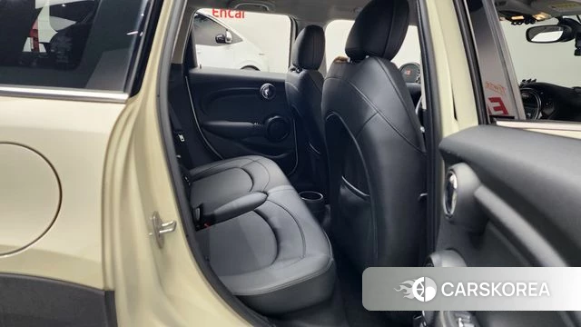 Mini Cooper 2018 Жемчужный цвет из Кореи, фото 2