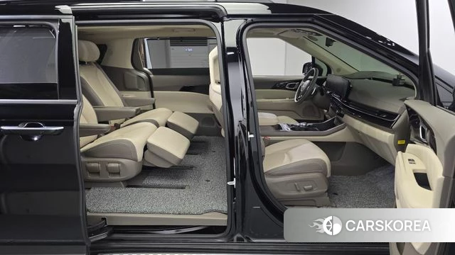 Kia The New Carnival 4th Generation 2023 Черный из Кореи, фото 2