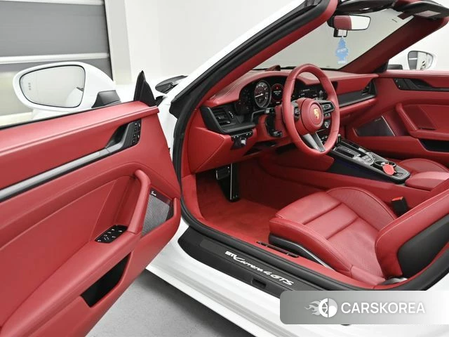 Porsche 911(992) 2024 Белый из Кореи, фото 2