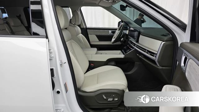 Hyundai Santa Fe (MX5) 2024 Белый из Кореи, фото 2