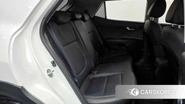 Kia Stonic 2018 Белый из Кореи, фото 2