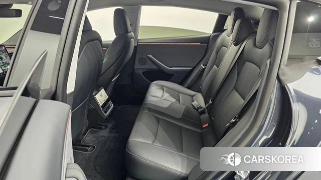 Tesla Model 3 2025 Серый из Кореи, фото 2