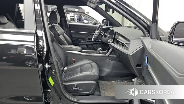 Ssangyong Torres 2023 Черный из Кореи, фото 2