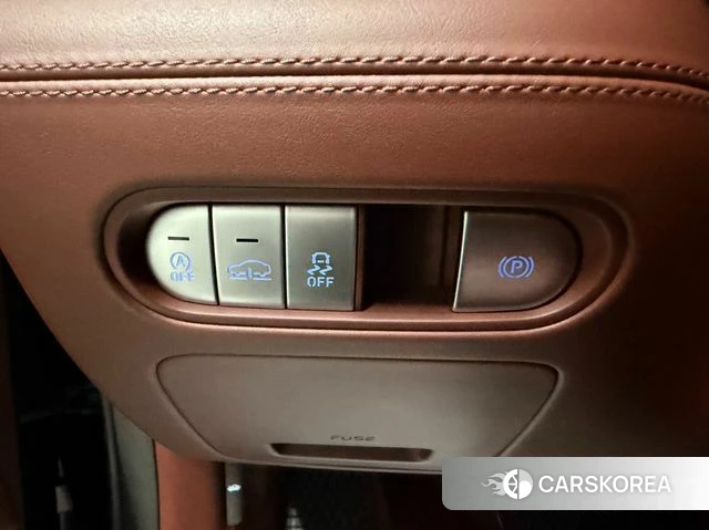 Genesis G90 (RS4) 2022 Черный из Кореи, фото 2