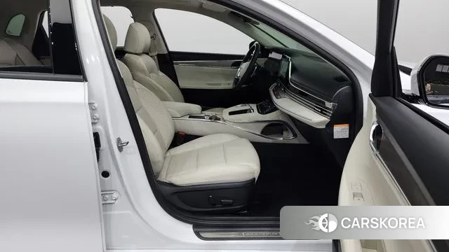 Hyundai The New Grandeur IG Hybrid 2022 Белый из Кореи, фото 2