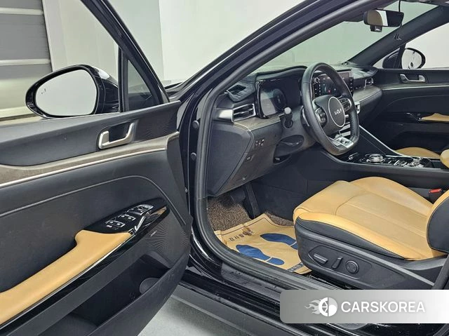 Kia K5 3rd generation 2021 Черный из Кореи, фото 2